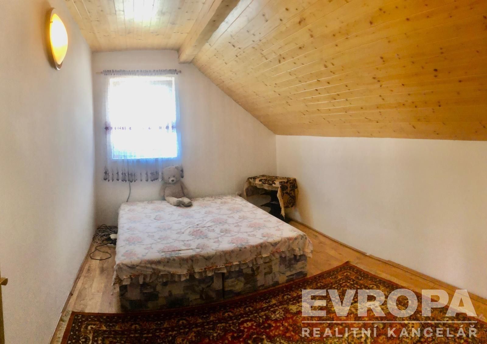 Prodej rodinný dům - 5. května, Žiželice, 95 m²