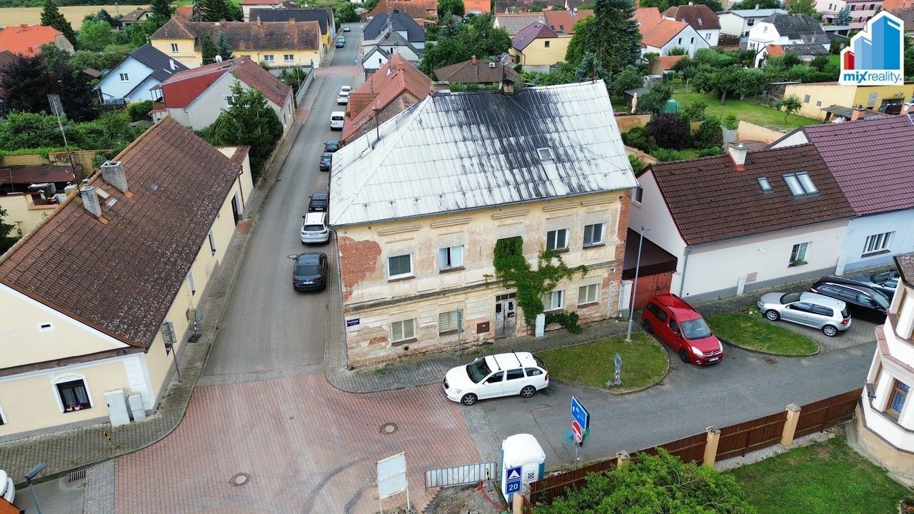 Rodinné domy, Vlkýšská, Město Touškov, 274 m²
