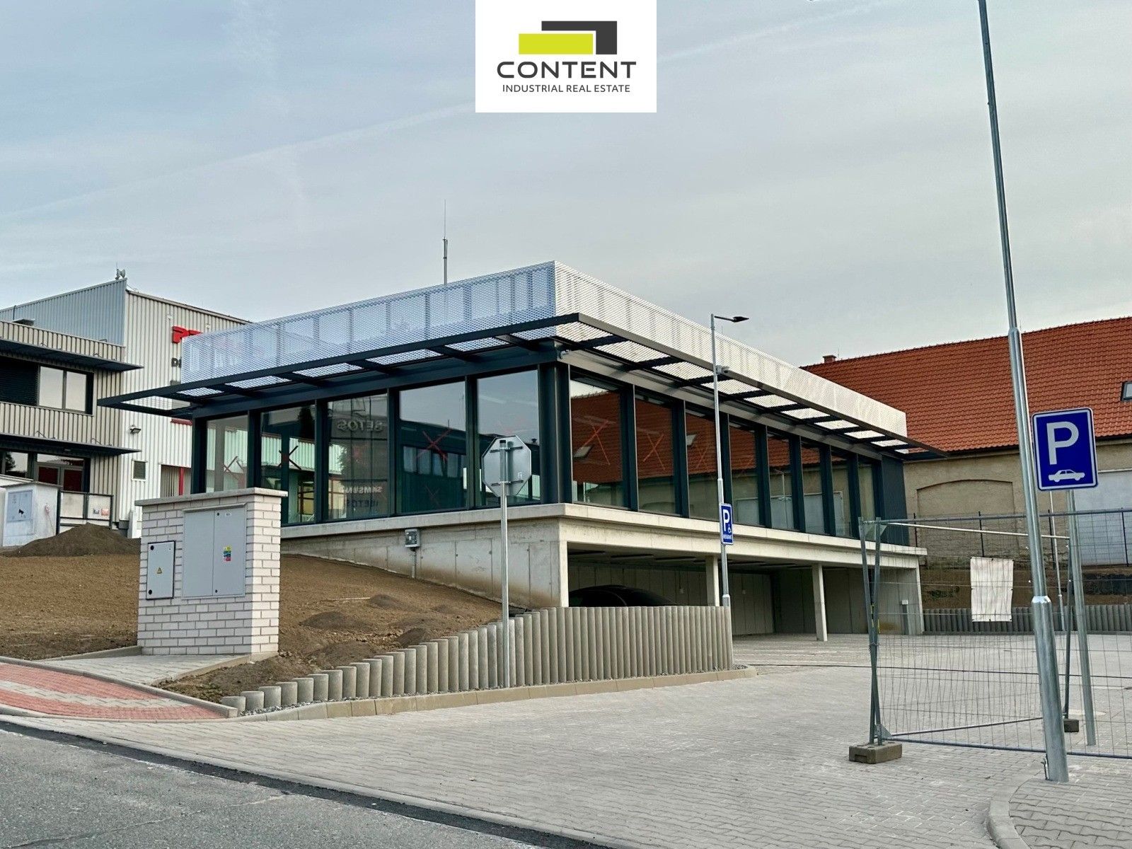 Obchodní prostory, Náchodská, Praha, 227 m² - 1