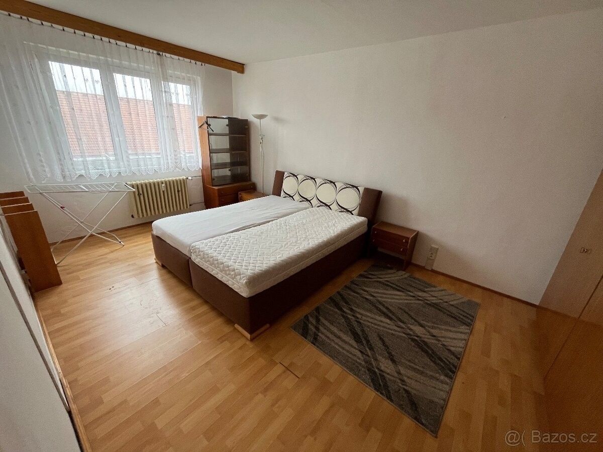 Pronájem byt - Krajková, 357 08