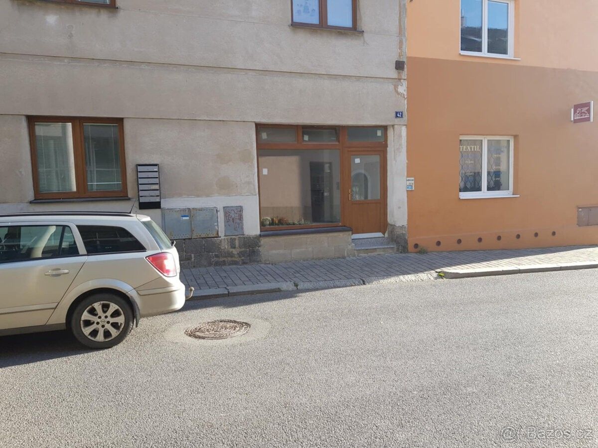 Pronájem obchodní prostory - Světlá nad Sázavou, 582 91