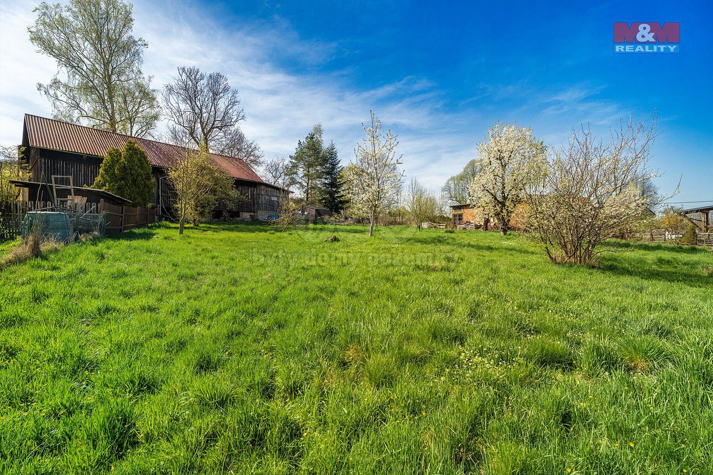 Pozemek pro bydlení, 834 m²