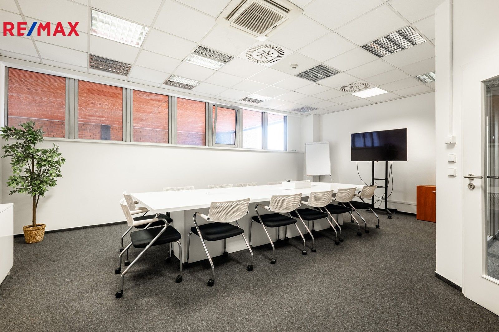 Kanceláře, Pražská tř., České Budějovice, 694 m²