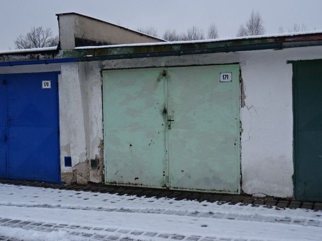 Garáže, Šluknov, 407 77