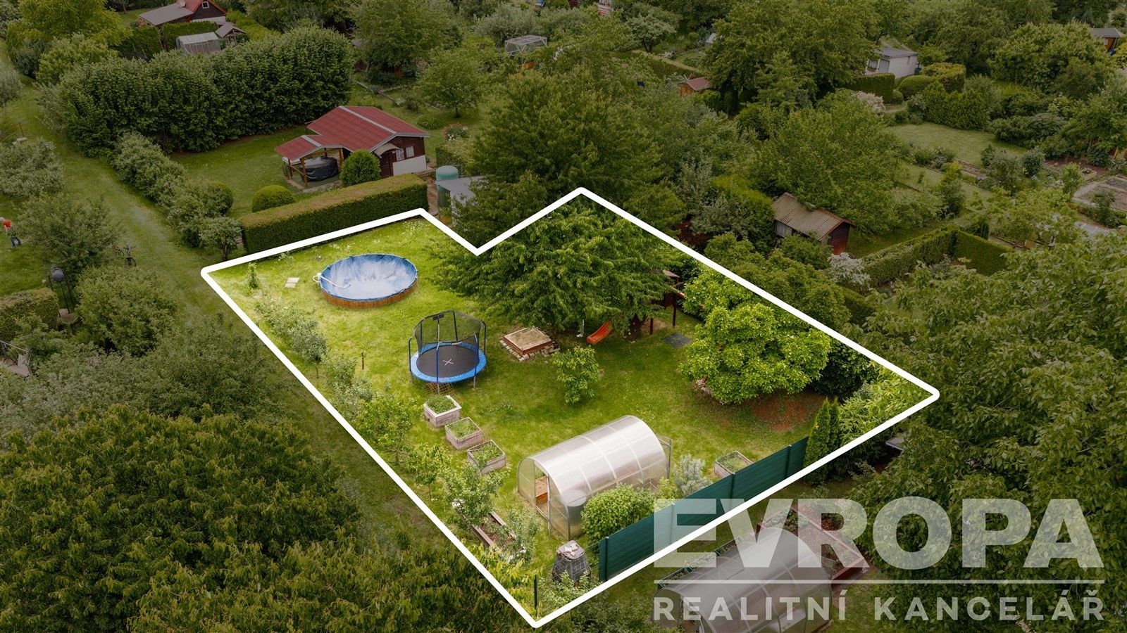 Prodej chata - Zahrádkářská osada Třešňovka, Hradec Králové, 16 m²