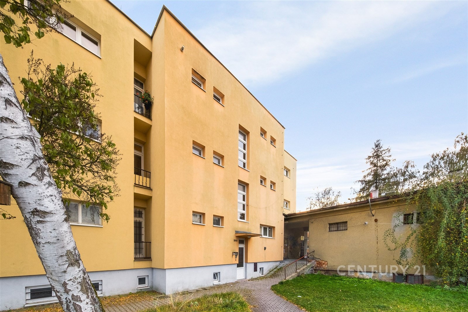 Pronájem byt 2+kk - Míru 2928, Kladno, 38 m² - 5