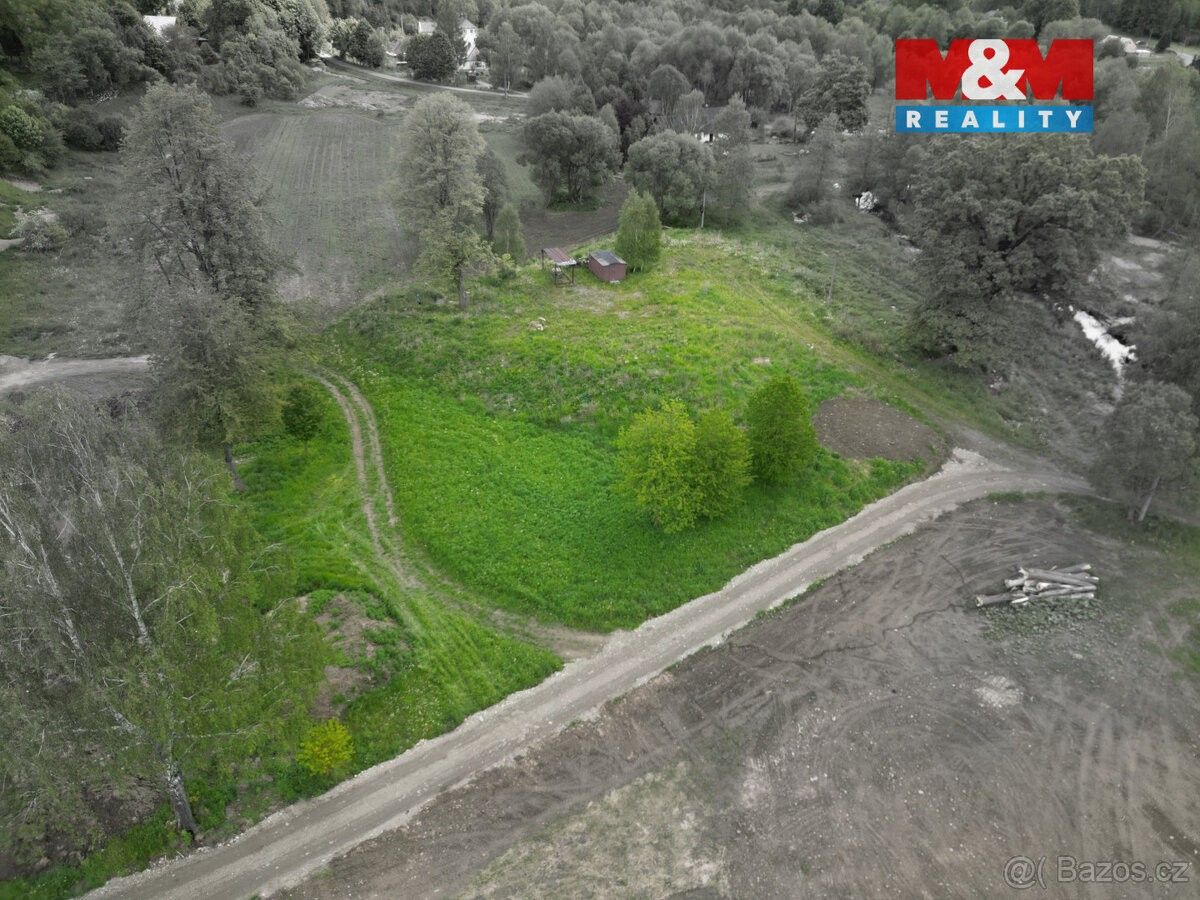 Prodej pozemek pro bydlení - Karlovice, 793 23