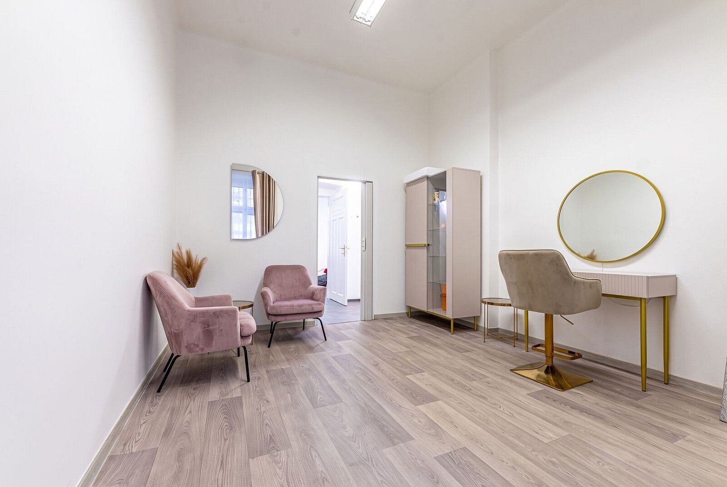 Obchodní prostory, Plzeň - Vnitřní Město, okres Plzeň-město, Plzeňský kraj, 50 m² - 1