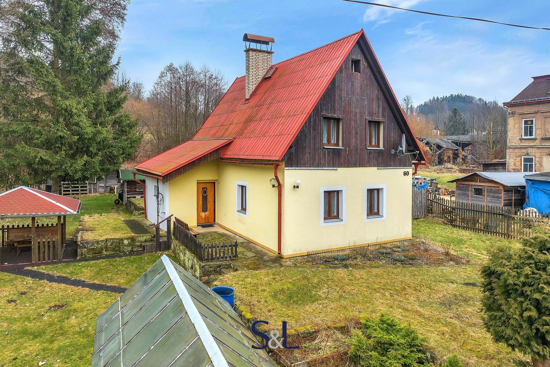 Prodej dům - Horní Chřibská, Chřibská, 135 m²