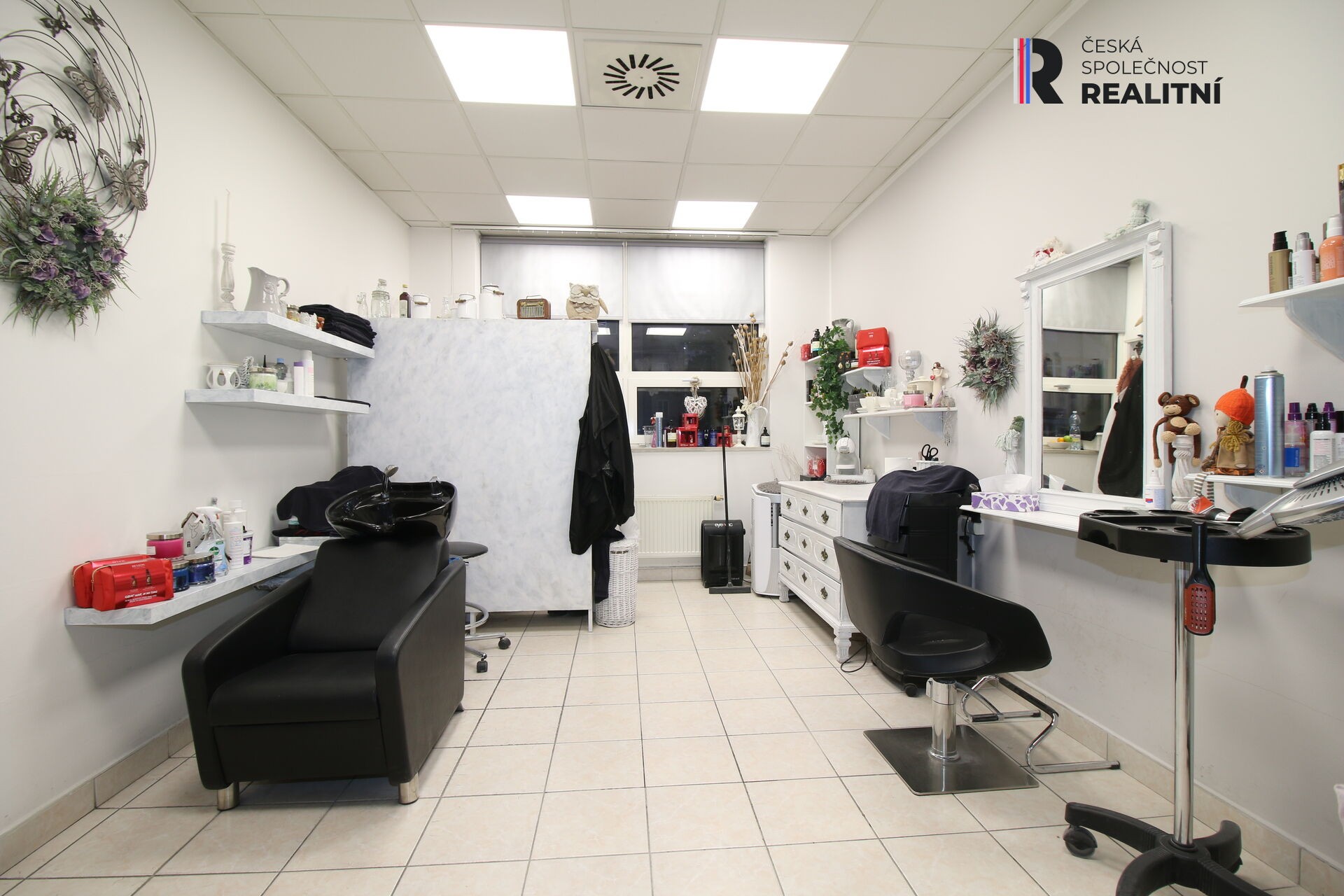Obchodní prostory, 22 m²