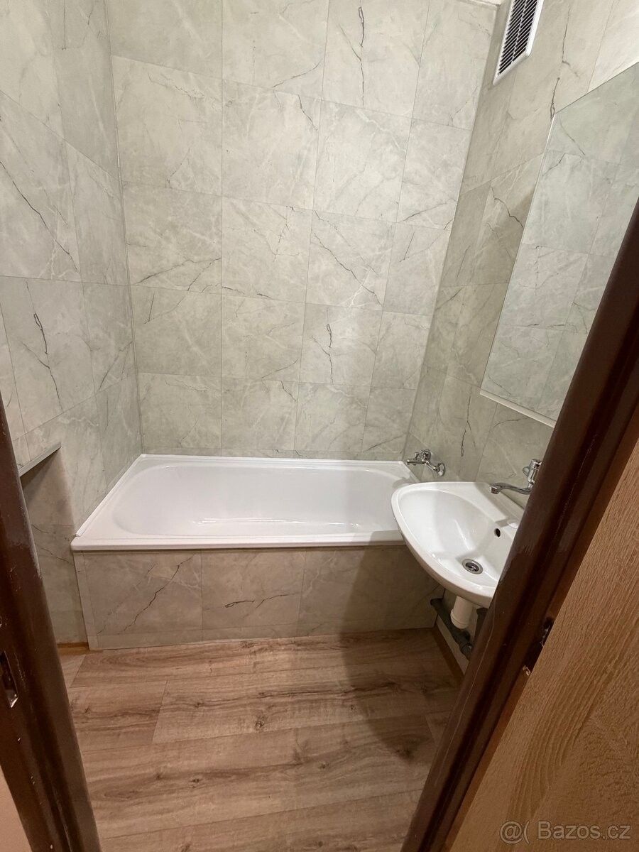 Pronájem byt - Kopřivnice, 742 21