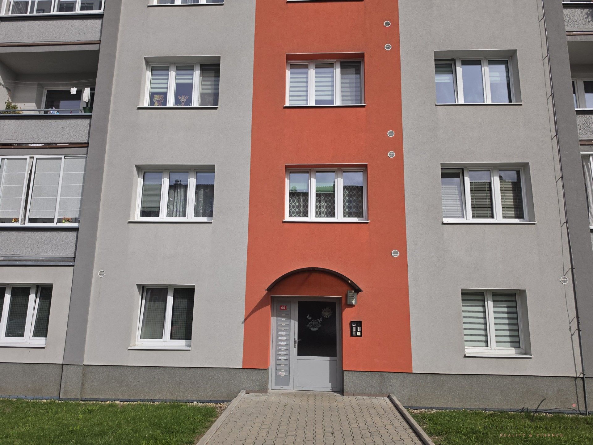 1+1, Karla Čapka, Habartov, 36 m² - 1