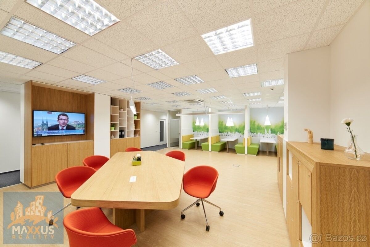 Pronájem kancelář - Praha, 170 00
