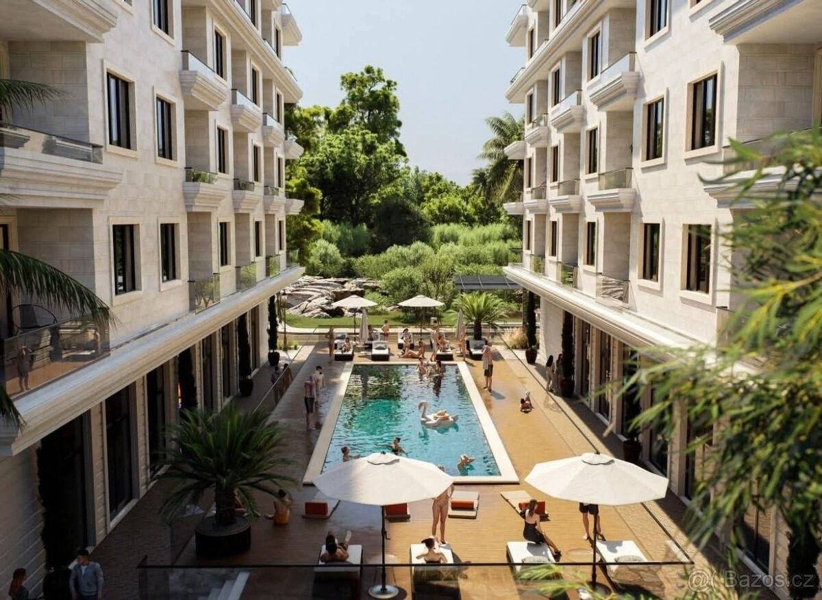 Prodej byt - 987 66, Zahraničí