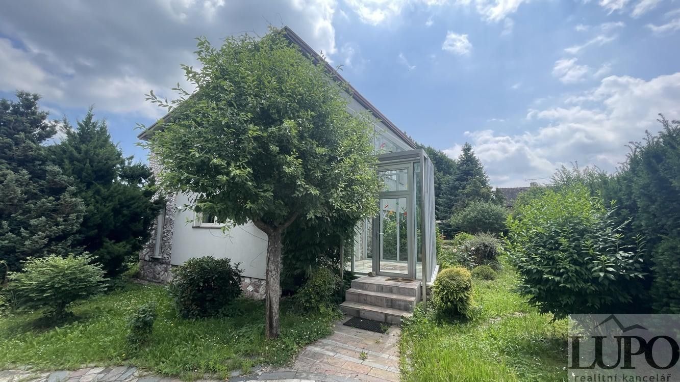 Pronájem rodinný dům - Martinů, Šestajovice, 139 m²