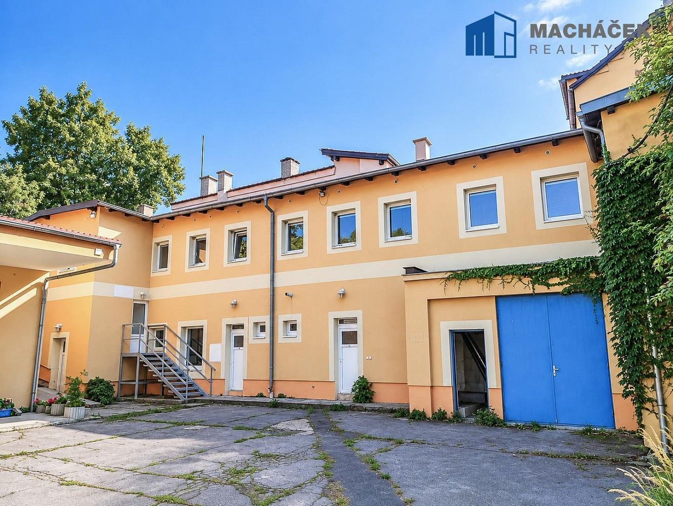 Kancelář · 278 m² · Duchcov, okres Teplice, Ústecký kraj - 1