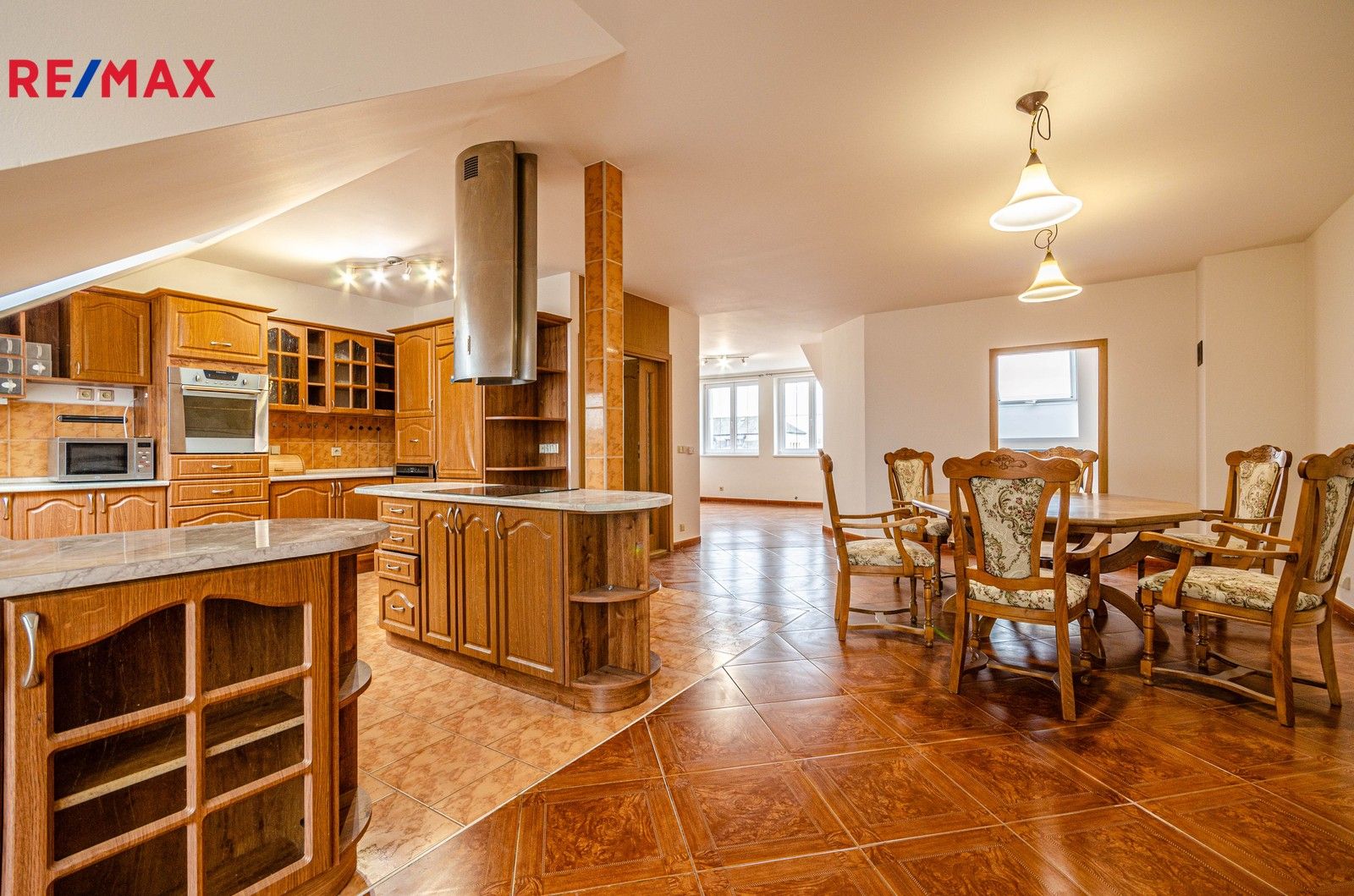 4+kk, Havlíčkovo náměstí, Golčův Jeníkov, 143 m²