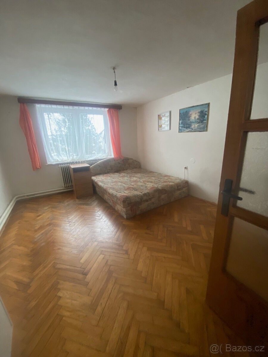 Pronájem byt - Slušovice, 763 15