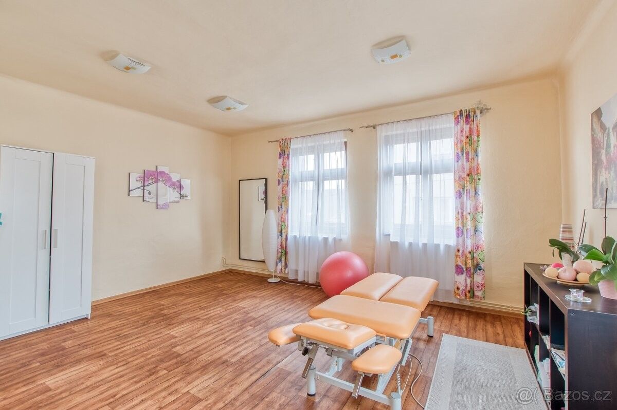 Pronájem kancelář - Příbor, 742 58