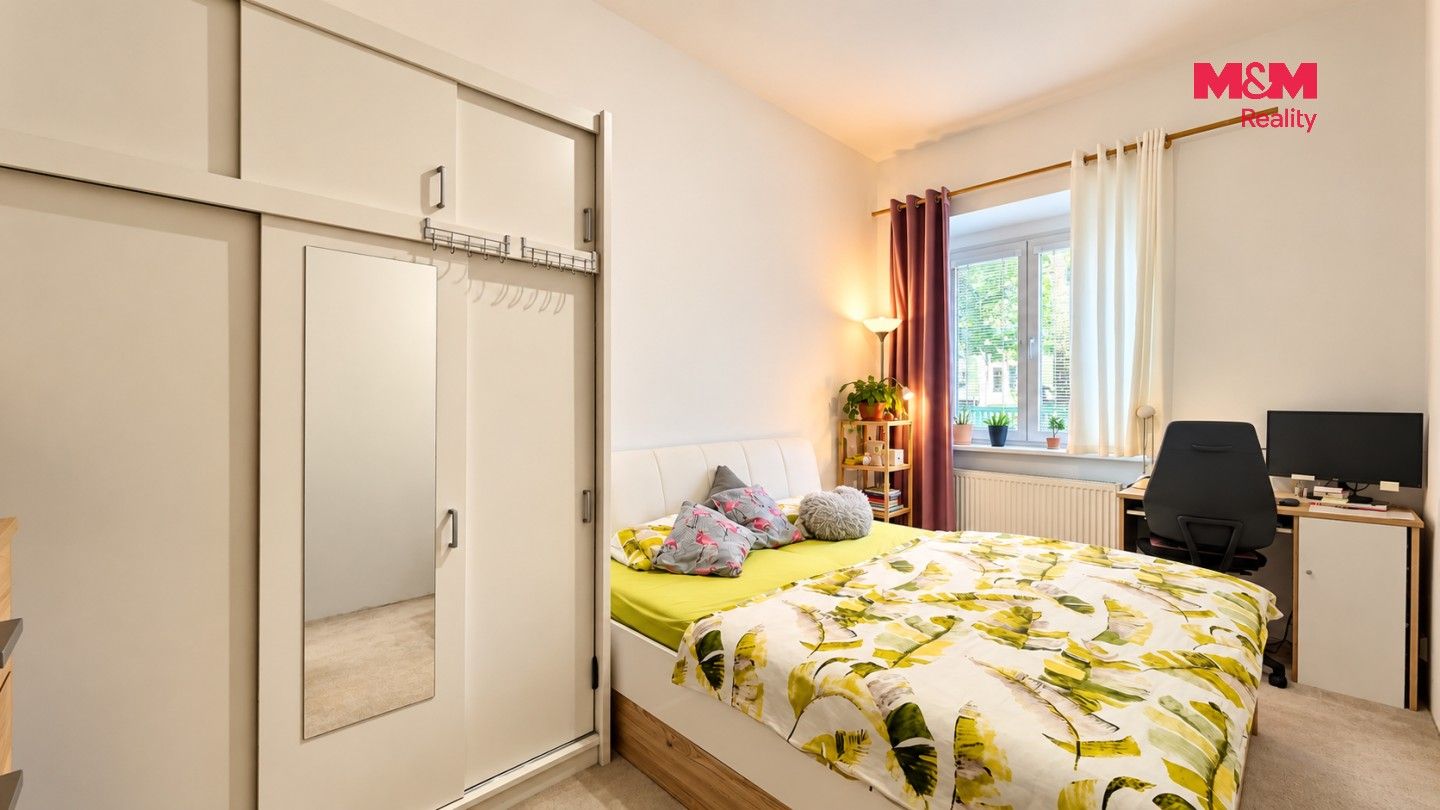 Byt 1+1 · 58 m² · U družstev, Praha - 3