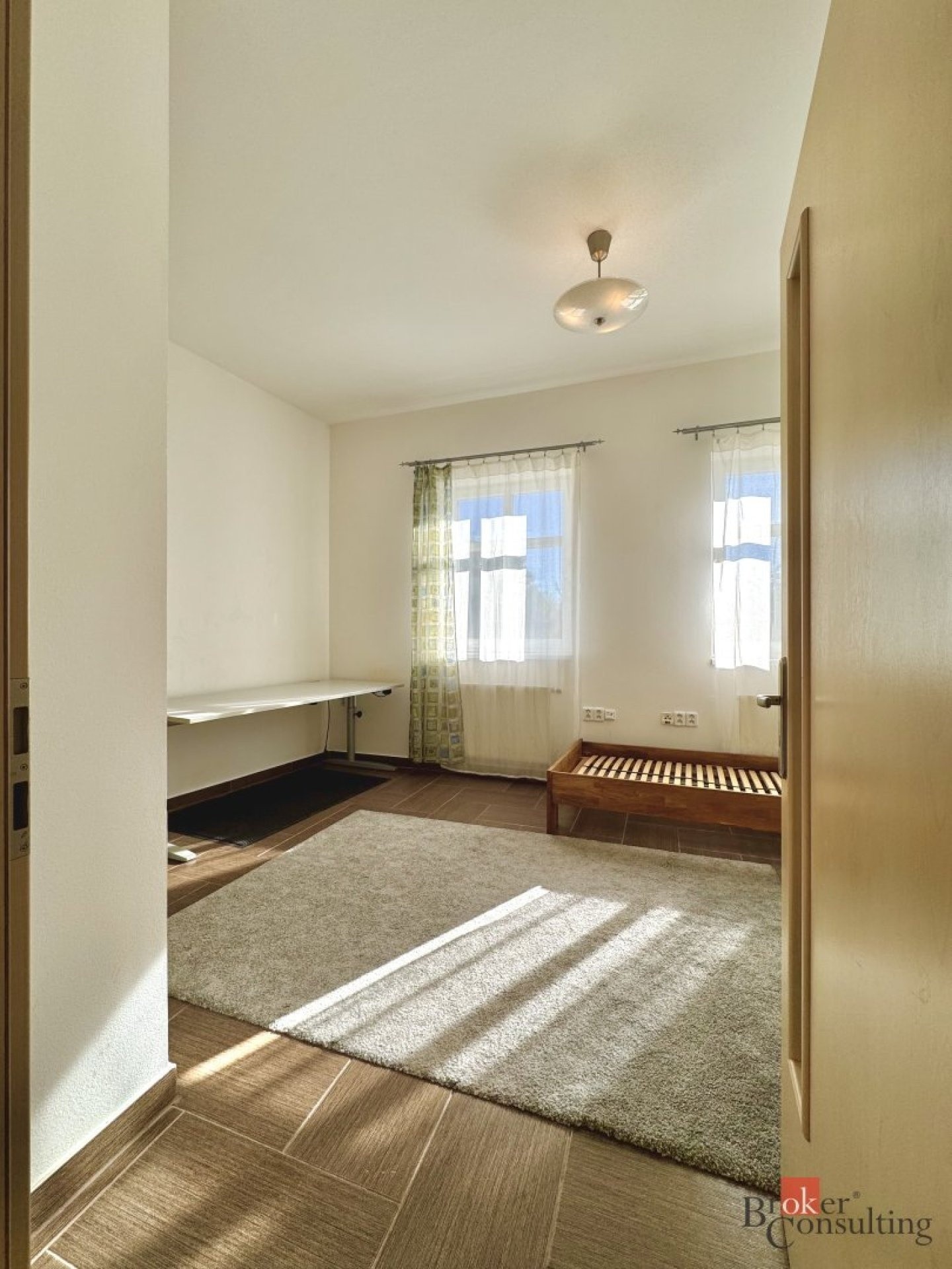 Pronájem byt 1+kk - Luční, Plzeň, 27 m² - 5