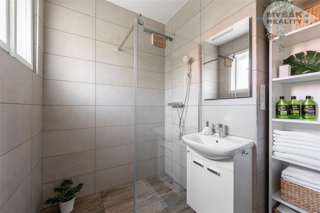 Prodej rodinný dům - Severovýchodní II 563, Praha Záběhlice, 100 m² - 5