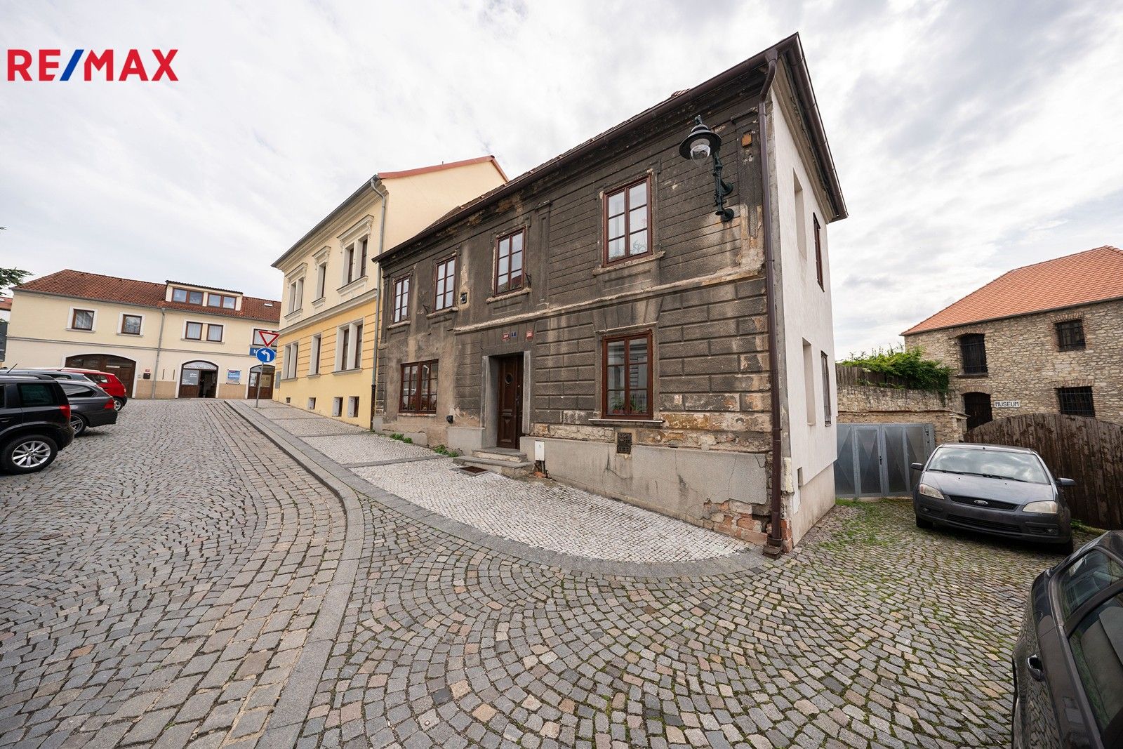 Prodej rodinný dům - Sladovnická, Louny, 147 m²