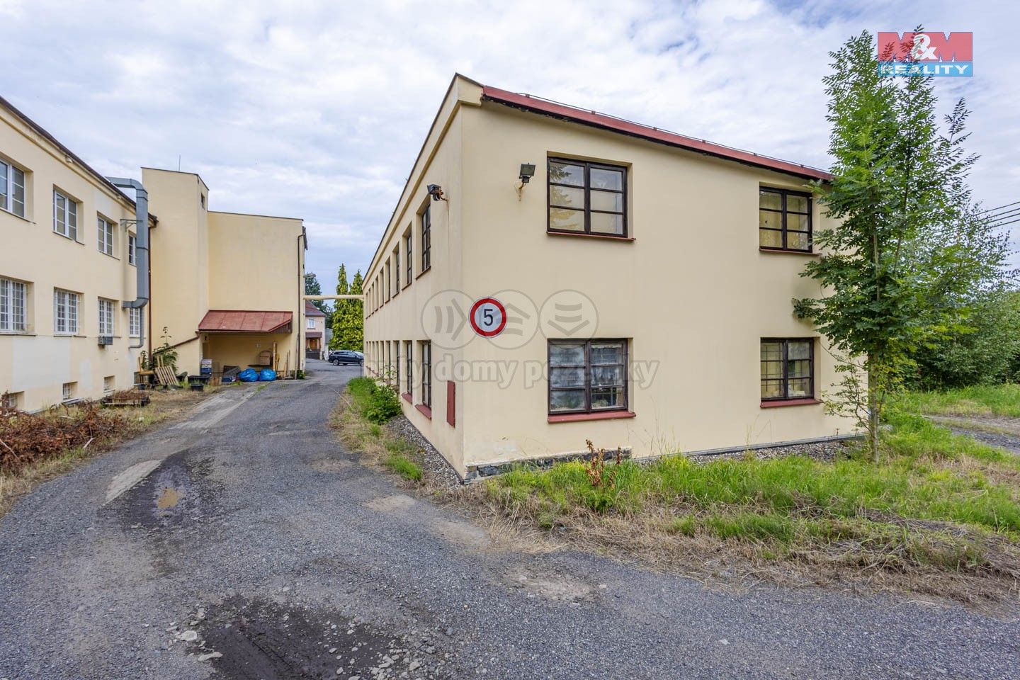 Prodej výrobní prostory - Kamenická, Kamenický Šenov, 2 651 m²