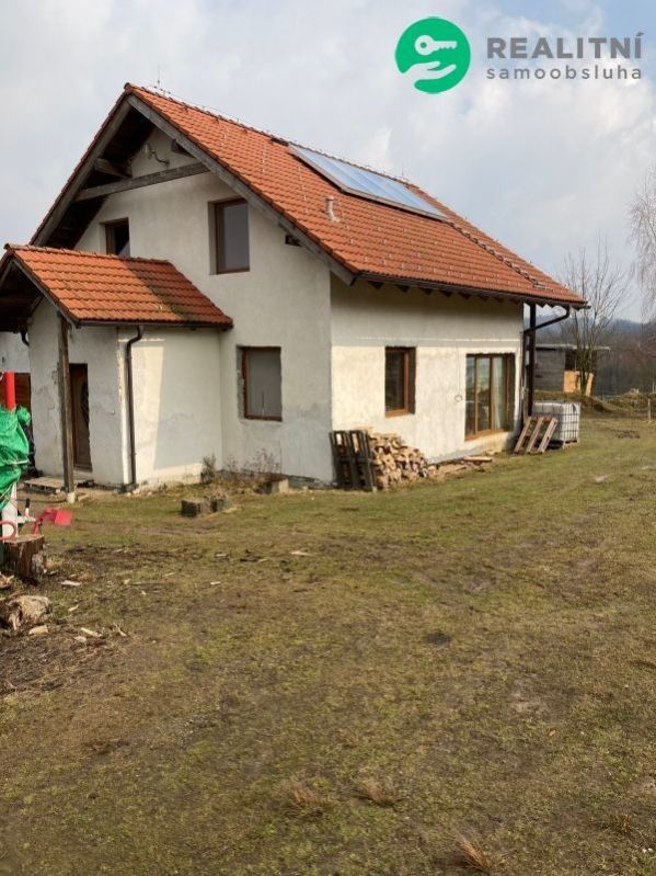 Prodej rodinný dům - Mikulova, Albrechtice, 200 m²