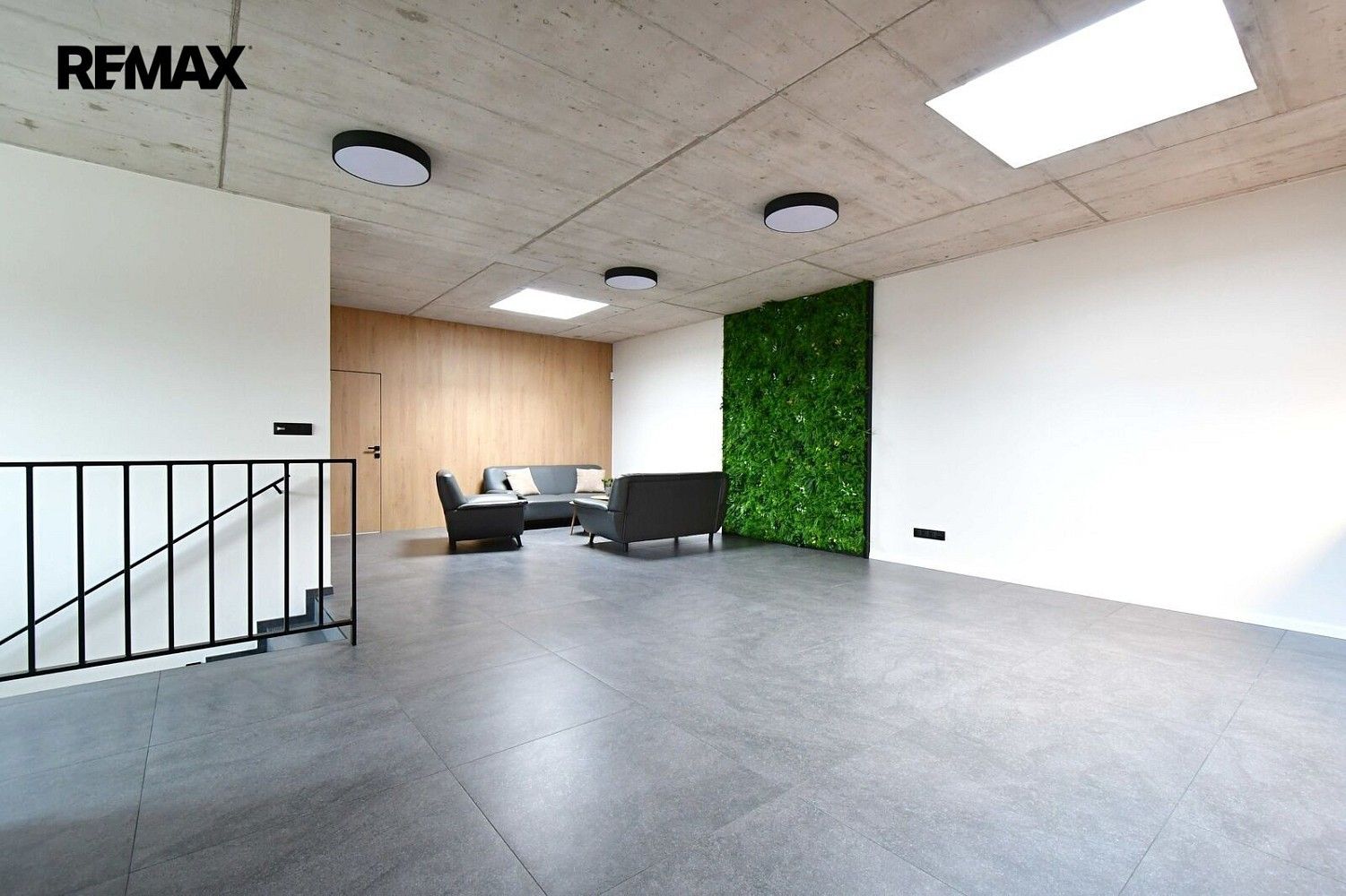 Pronájem kancelář - Tlustice, okres Beroun, Středočeský kraj, 125 m² - 1