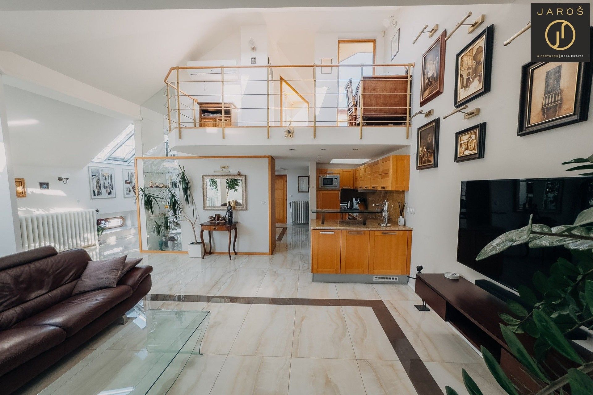 Prodej byt 3+kk - Petrská, Praha, 192 m²