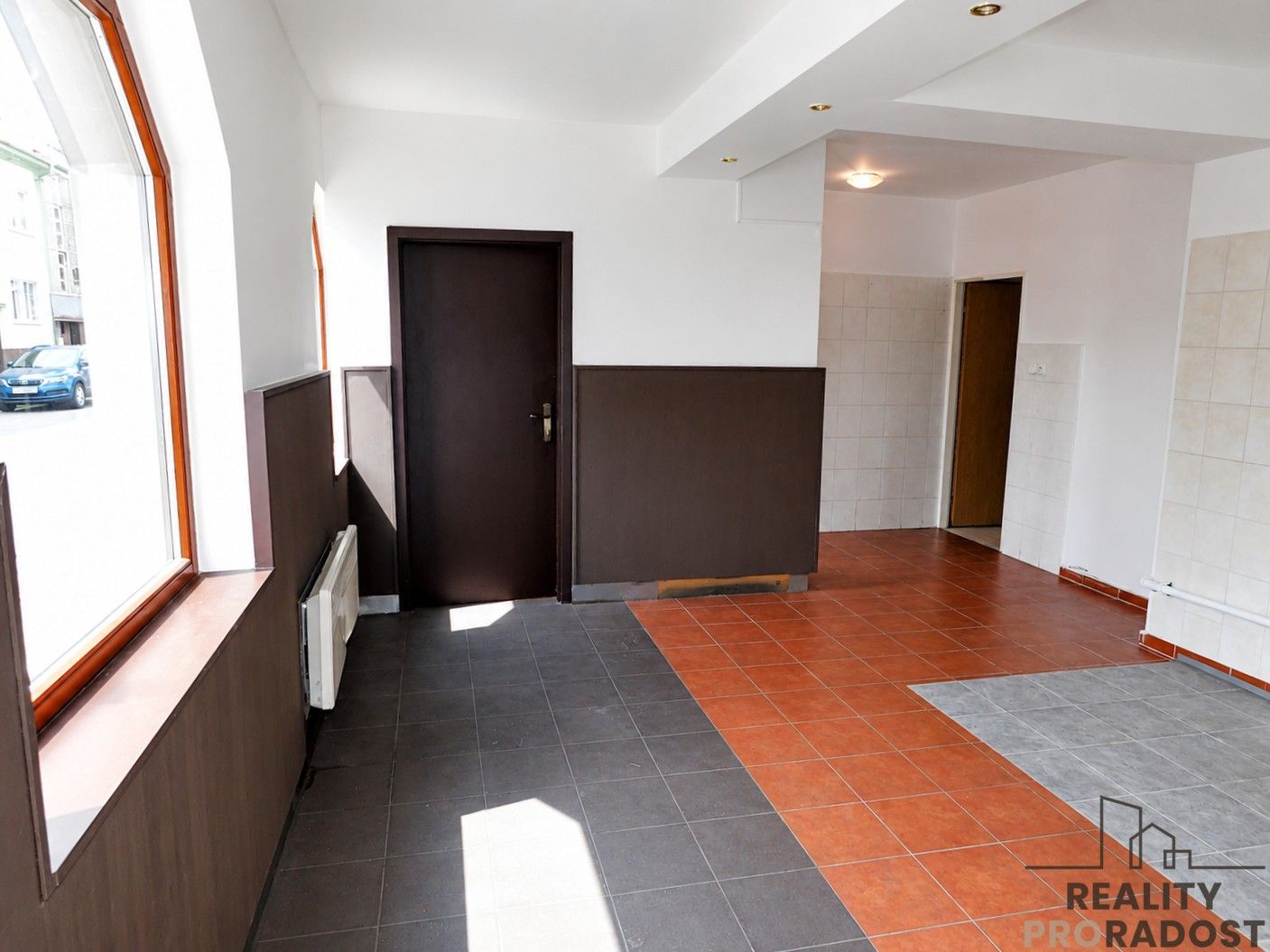 Obchodní prostory · 30 m² · Brandlova 2433, Hodonín - 2