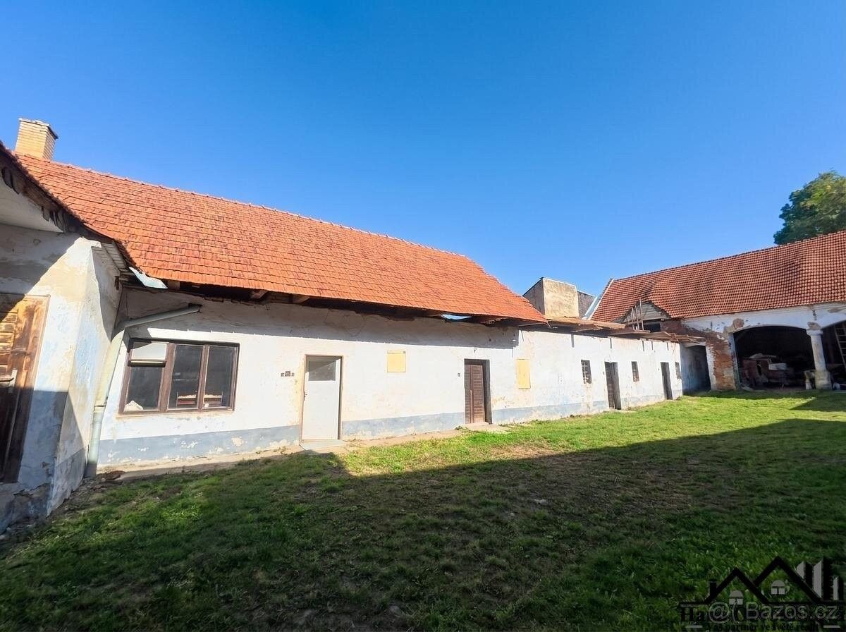 Prodej rodinný dům - Šebetov, 679 35 - 1