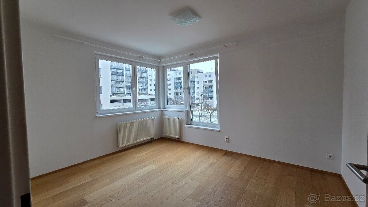 Pronájem byt - Praha, 198 00