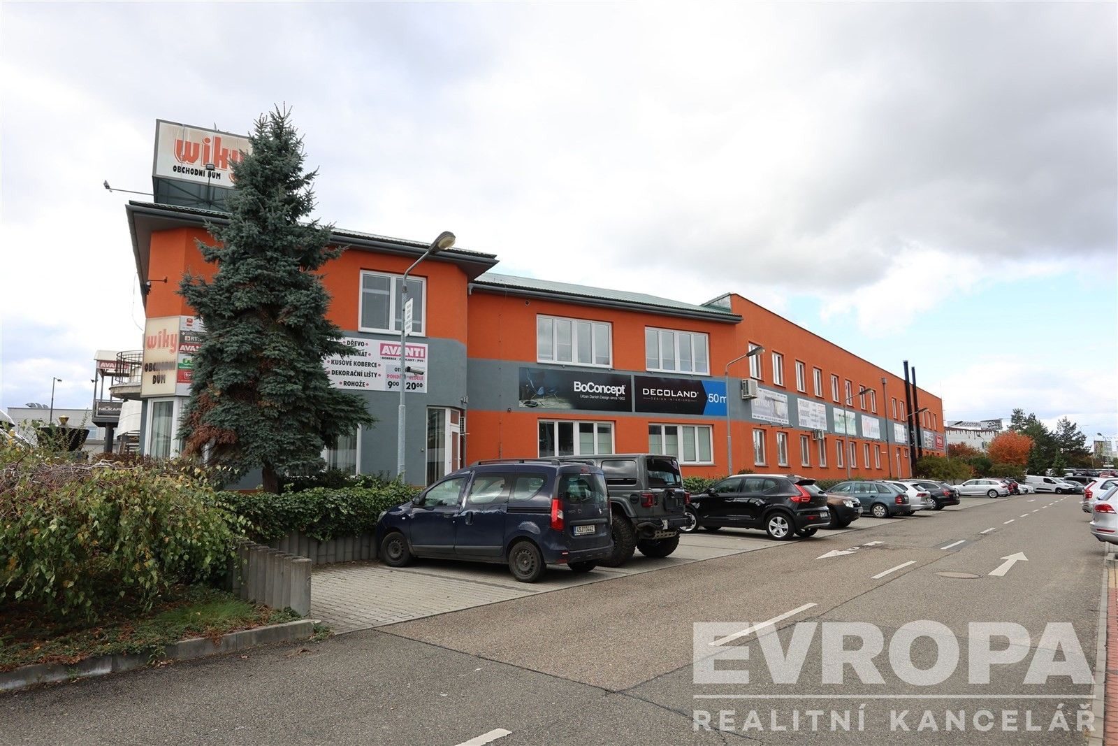 Obchodní prostory, V Oblouku, Čestlice, 600 m²