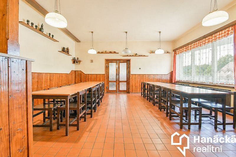 Ubytovací zařízení · 1 271 m² · Čenkovice, okres Ústí nad Orlicí, Pardubický kraj - 4