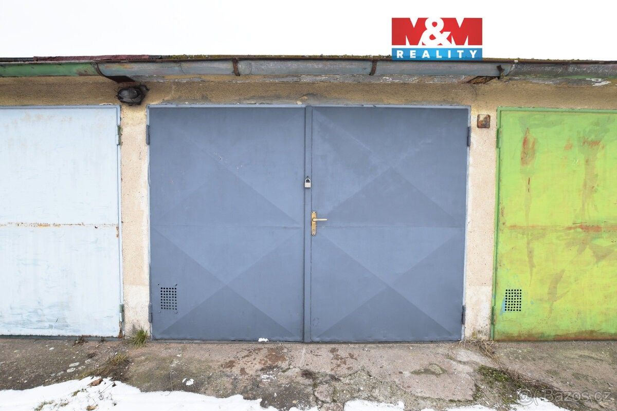 Garáže, Hradec Králové, 500 02