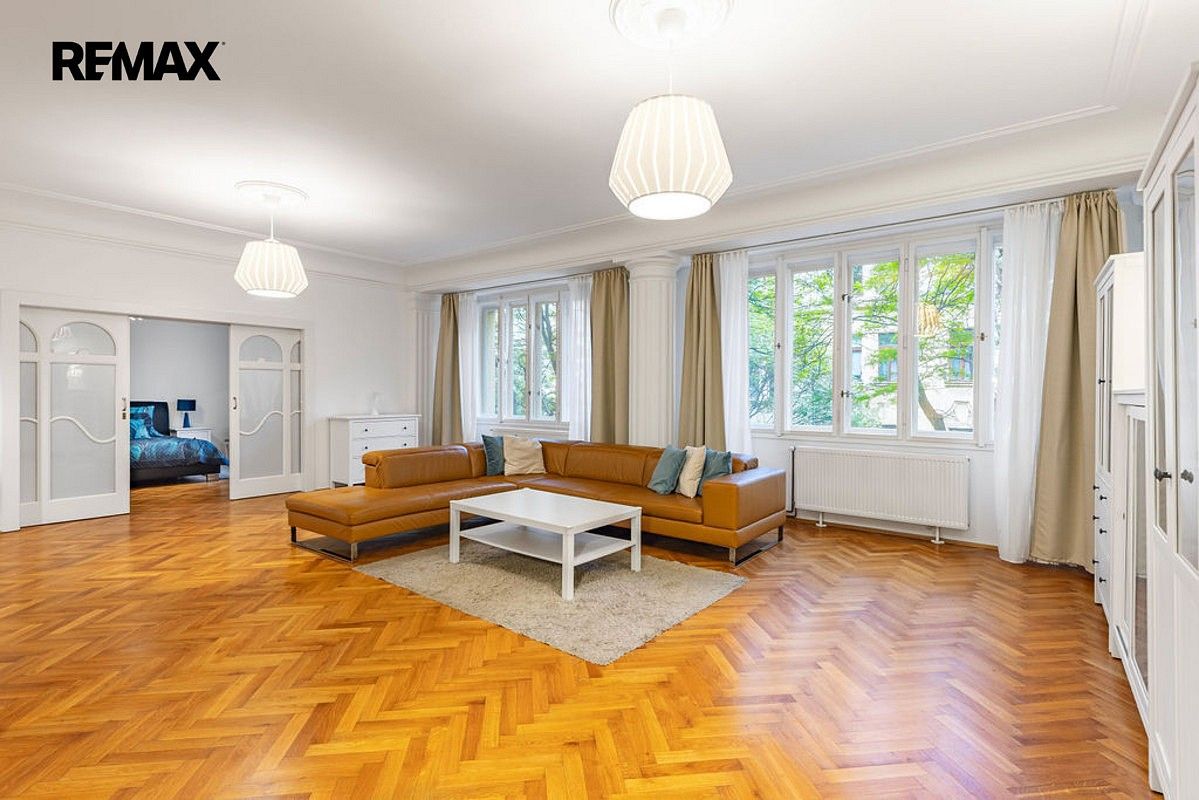 4+1, Zoubkova, Praha 5 - Smíchov, 133 m² - 2