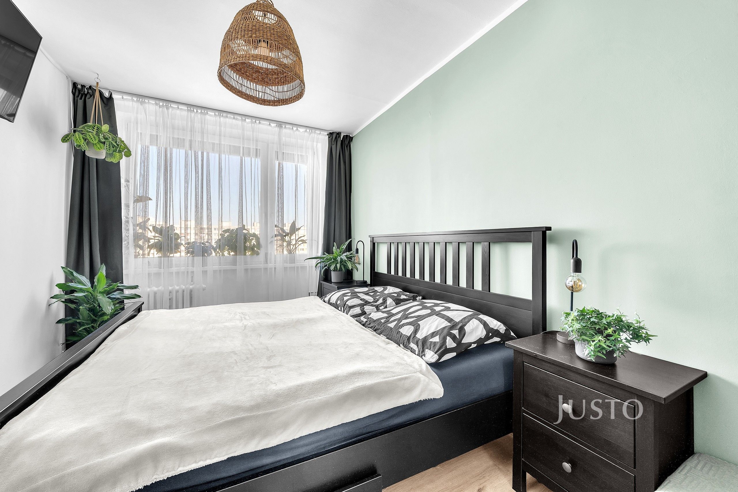 Pronájem byt 3+1 - Kosmická, Praha, 72 m²