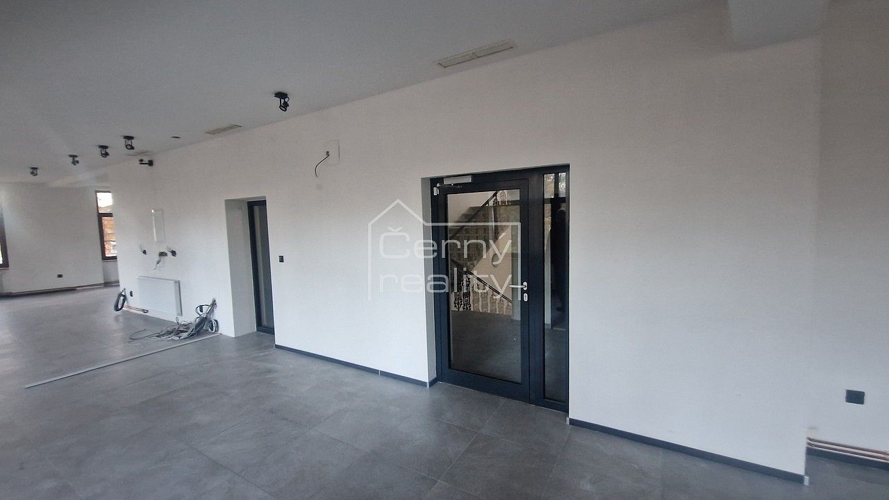 Obchodní prostory · 120 m² · Hronov, okres Náchod, Královéhradecký kraj - 3