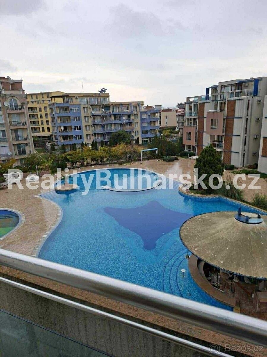 Byty, 987 66, Zahraničí