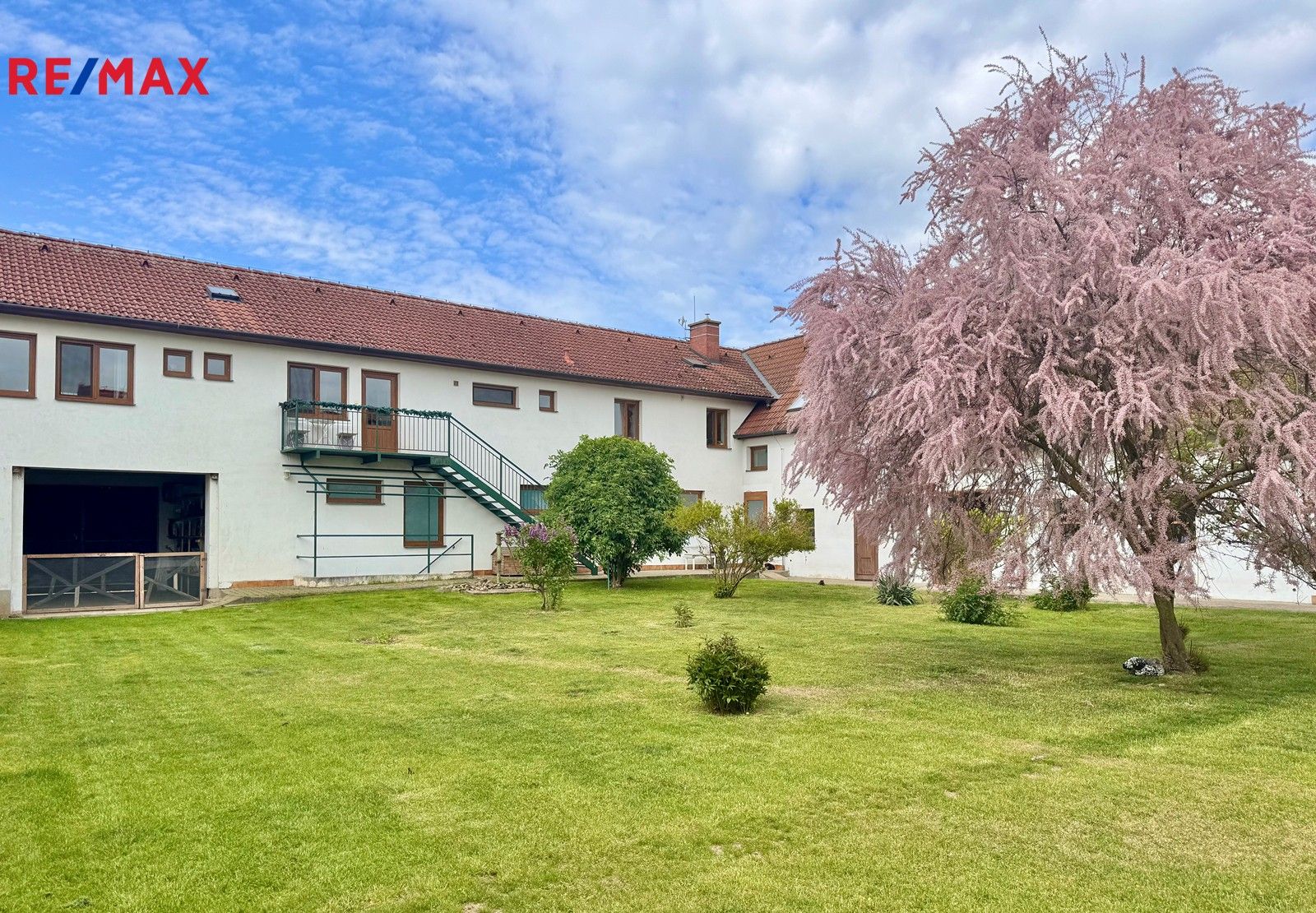 Prodej ubytovací zařízení - Zvěrkovice, 372 m²