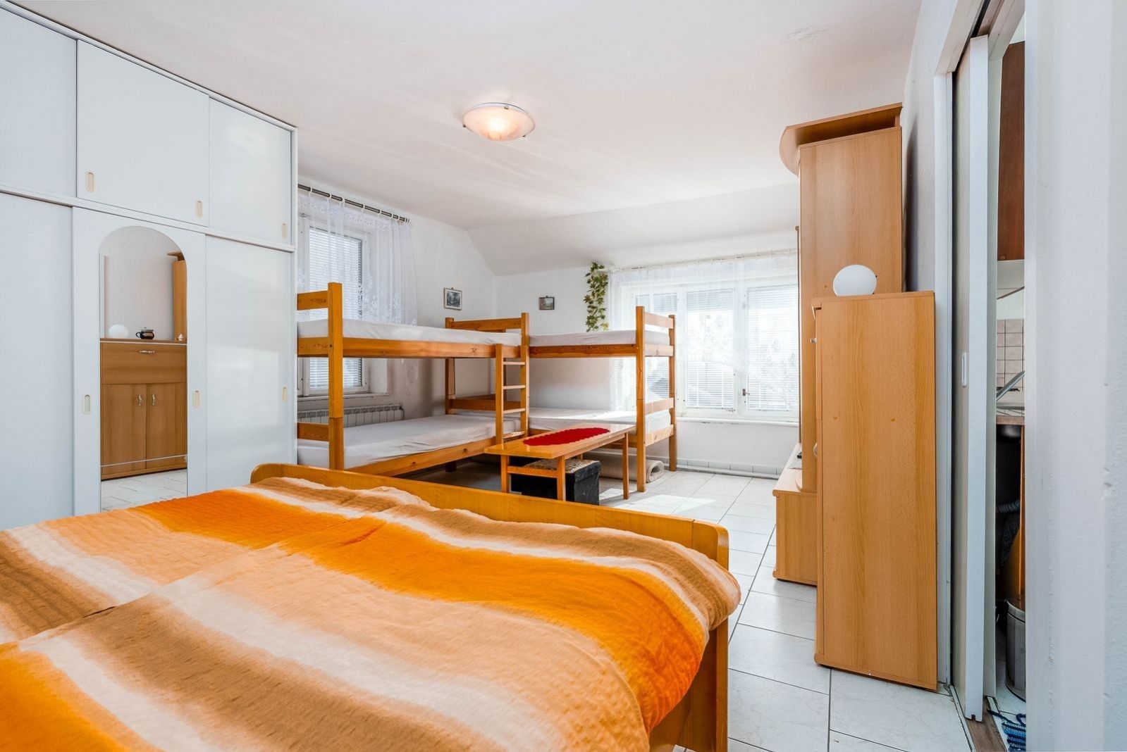 Ostatní, Úsobí, 365 m² - 2