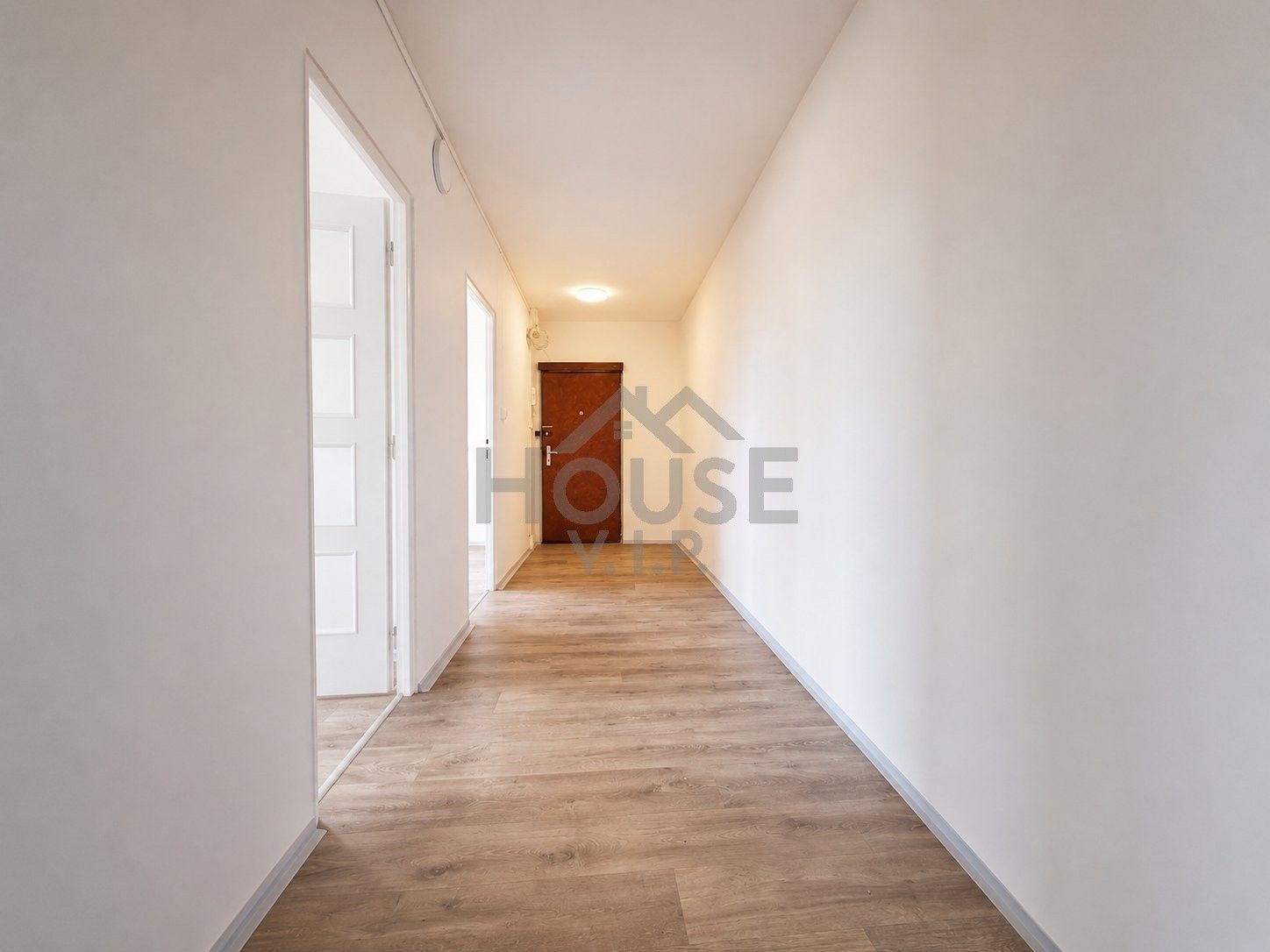 Byt 1+1 · 60 m² · Kukučínova, Praha Krč - 4