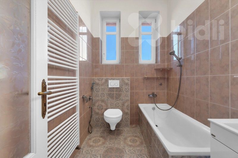 Pronájem byt 2+1 - Habrmanova, Hradec Králové, 74 m²