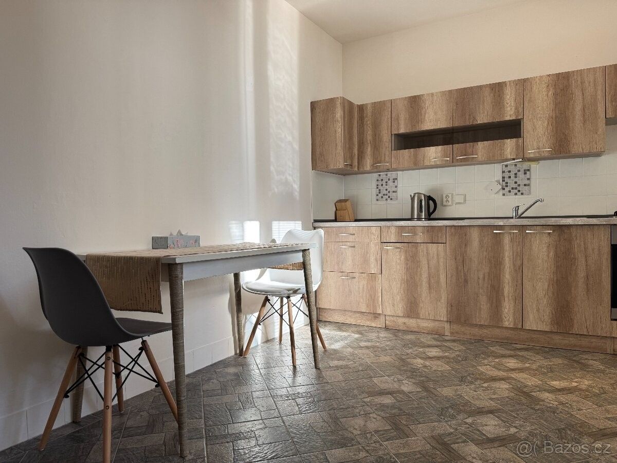 Pronájem byt - Kokory, 751 05