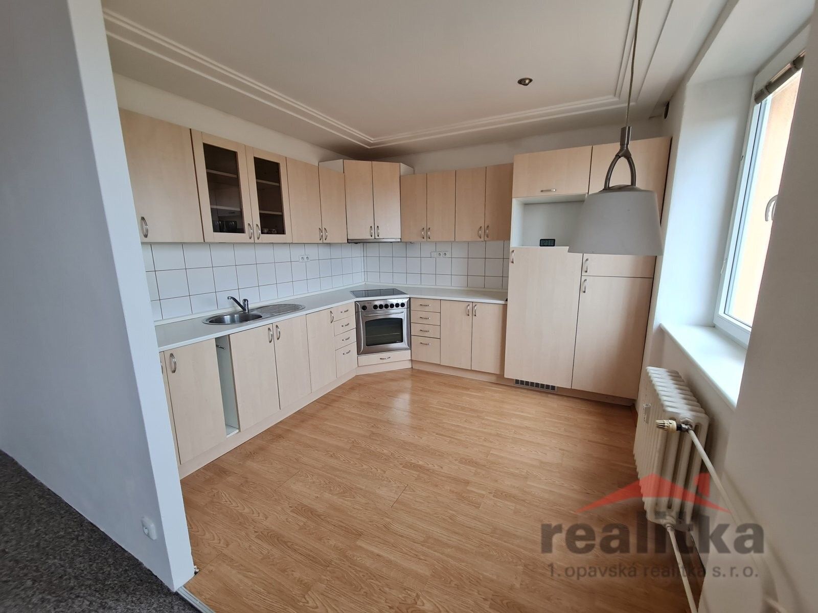 Pronájem byt 1+1 - Bílovecká, Opava, 38 m²