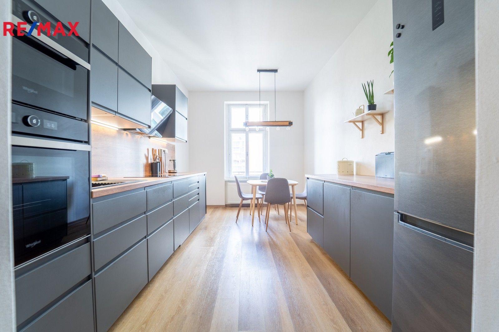 2+1, Pernerova, Praha, 62 m²