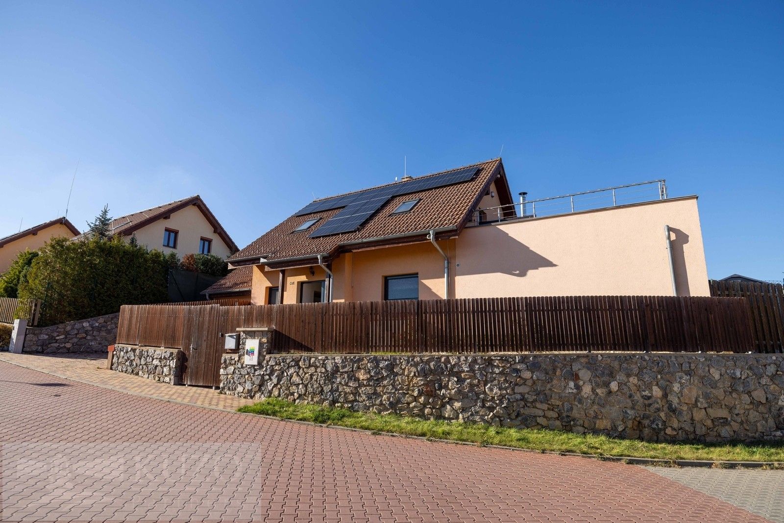 Rodinné domy, Březina, 184 m²