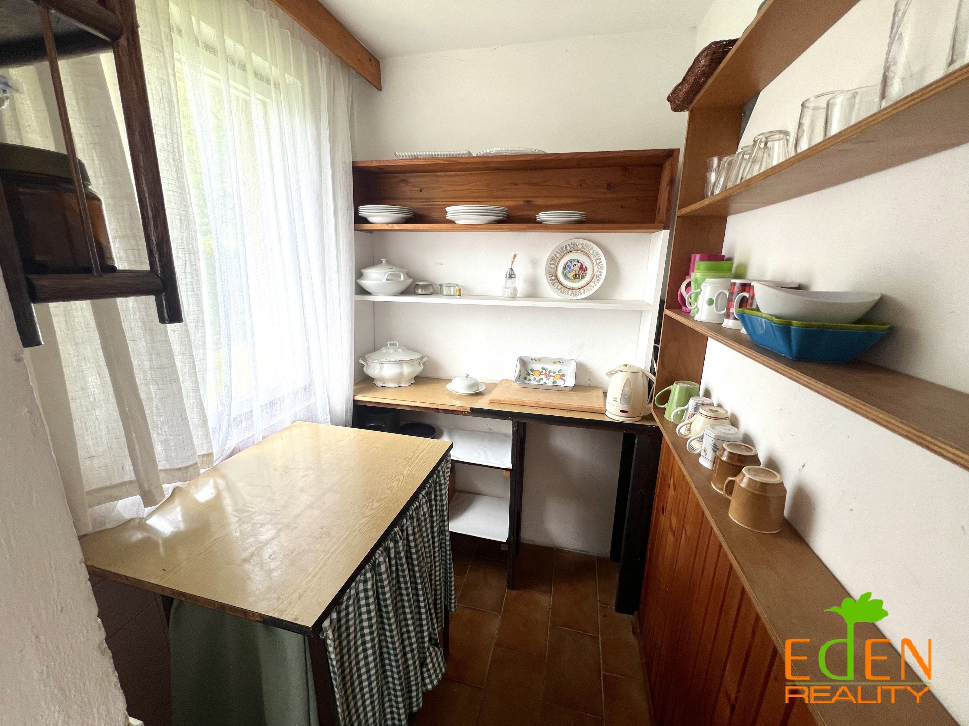 Chaty, Kamínek, Dobřany, 43 m²